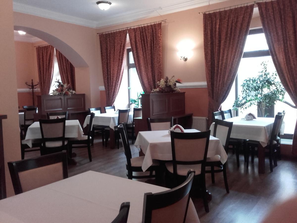 Hotel Srodmiejski Kielce Luaran gambar