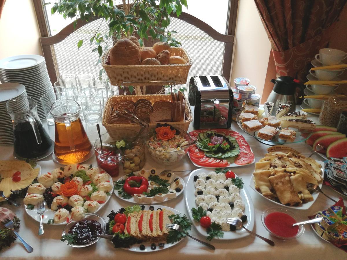 Hotel Srodmiejski Kielce Luaran gambar