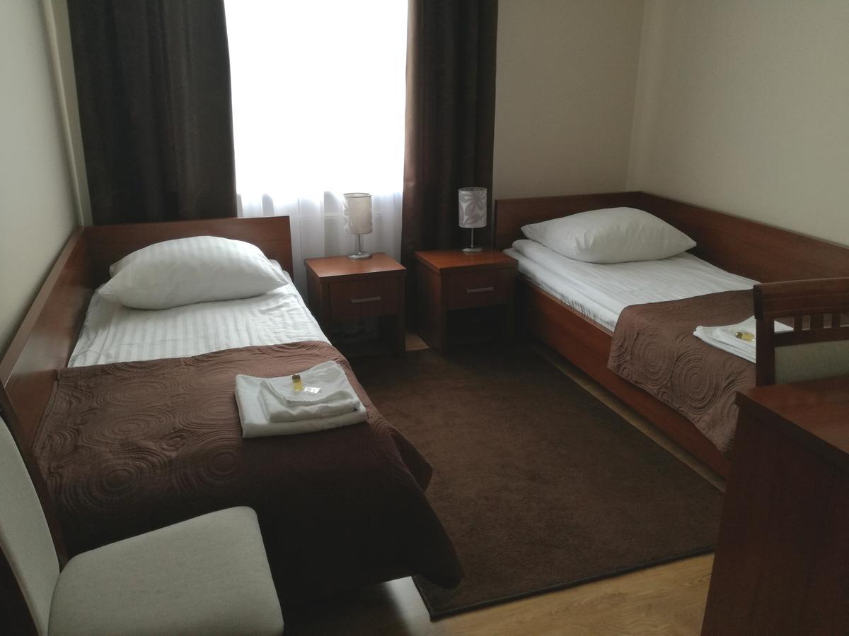 Hotel Srodmiejski Kielce Luaran gambar